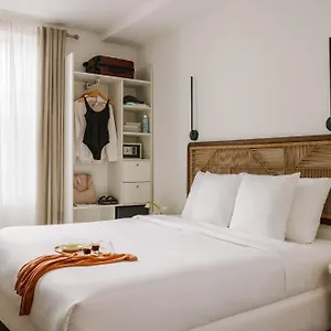 4* Отель Yelo Belle Epoque Powered By Sonder
