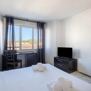 2* Апарт-отель Residhotel Festival